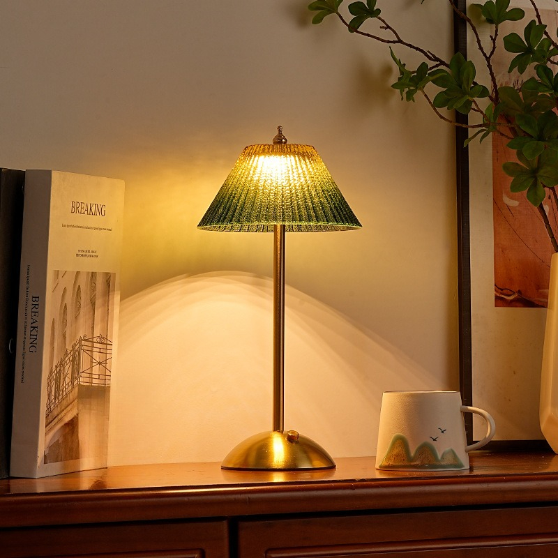 Lampe de table en verre plissé - Glass Bed avis et prix