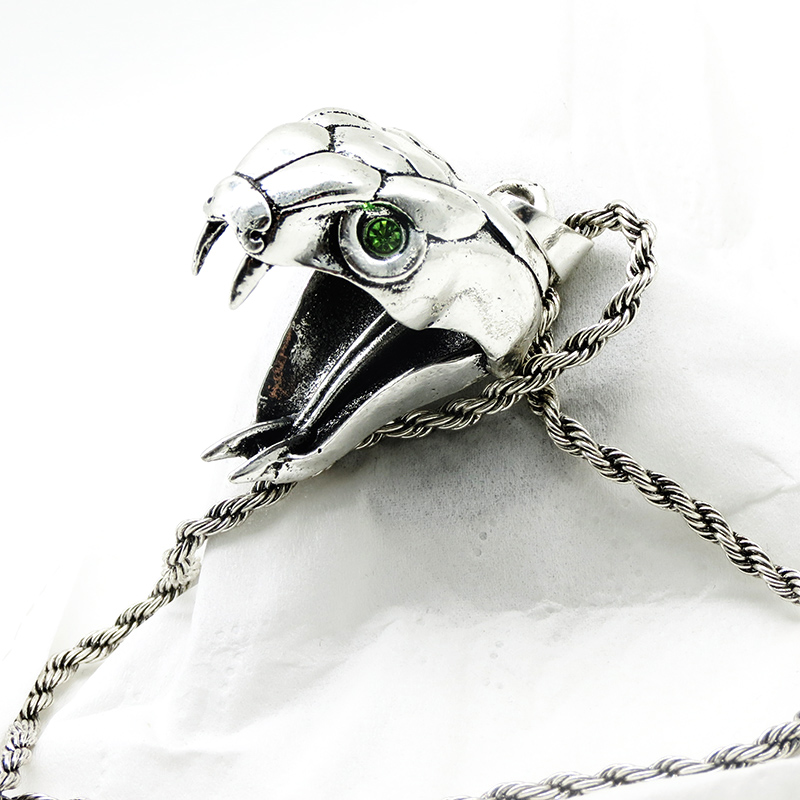 Collier pendentif Viper, style - Cobra Extruder avis et prix